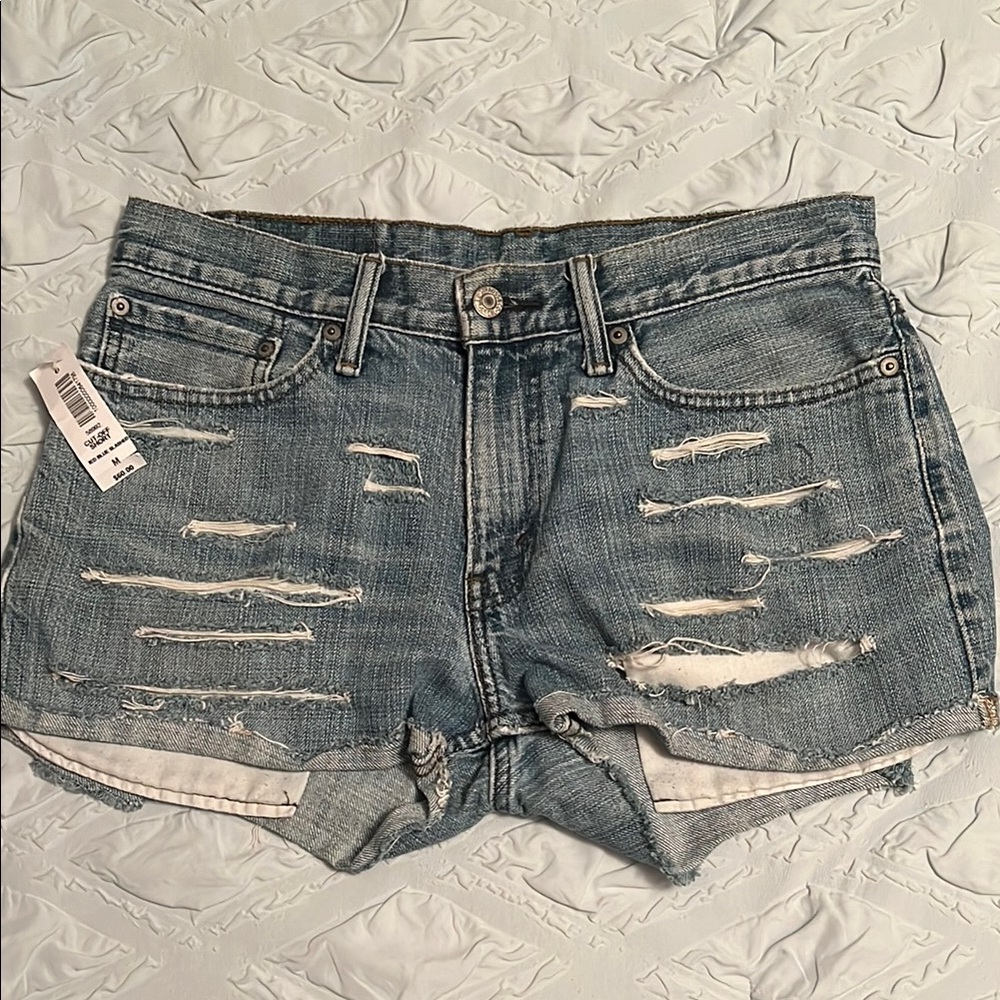 NWT Aritzia Levi 514 Cut Off Short